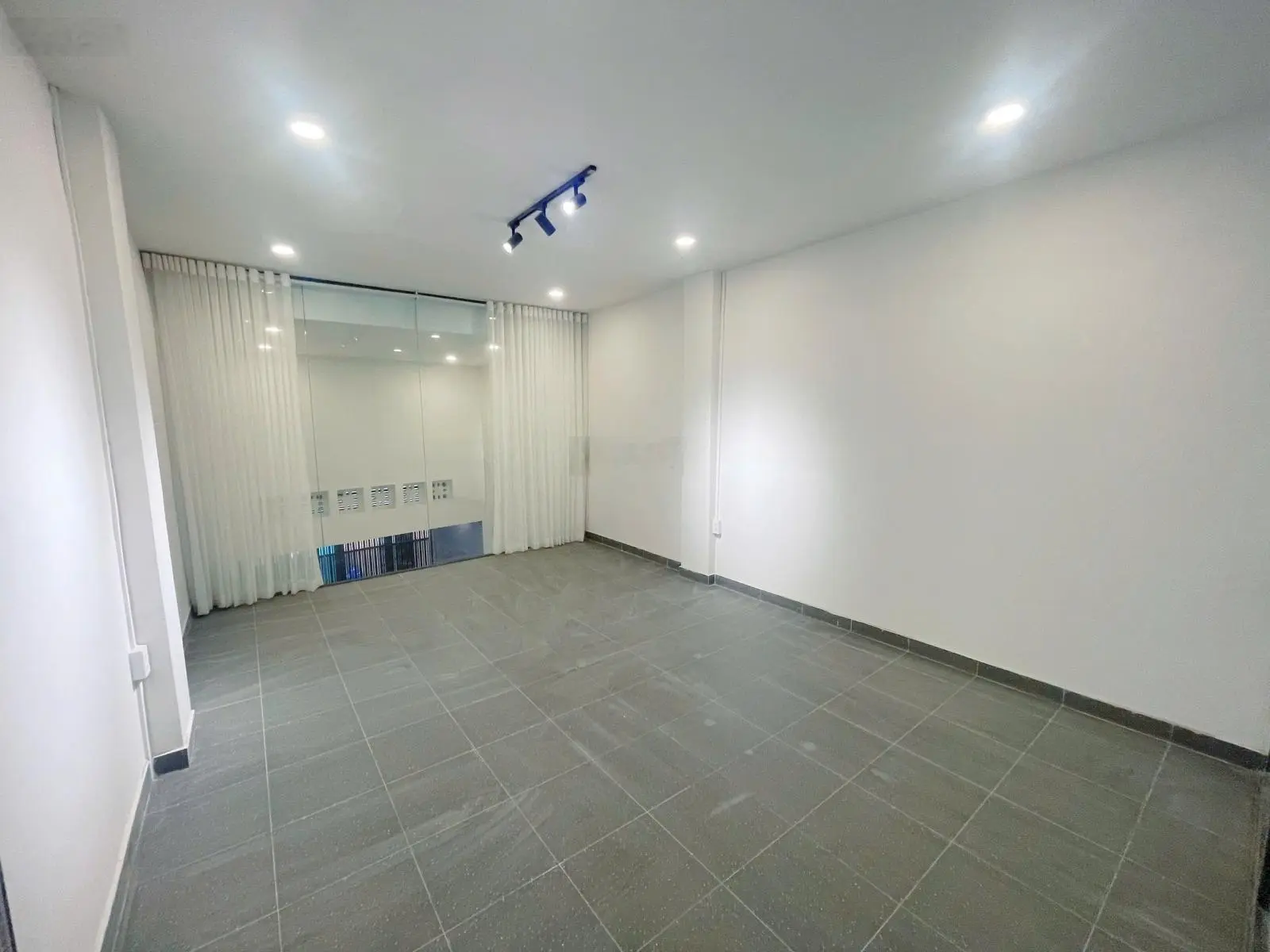 Chính chủ cần bán nhà riêng đường An Bình, 10,5 tỷ VND, 61,4m2, 3PN, 3WC/PT