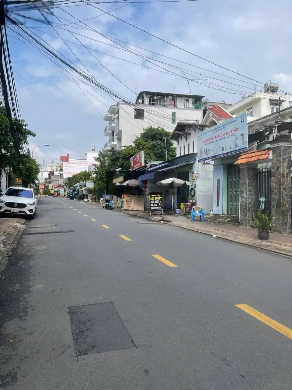 Góc 2 mặt tiền 339 Đỗ Xuân Hợp, Phước Long B, Quận 9, DT: 10x14m vuông vức giá 12 tỷ