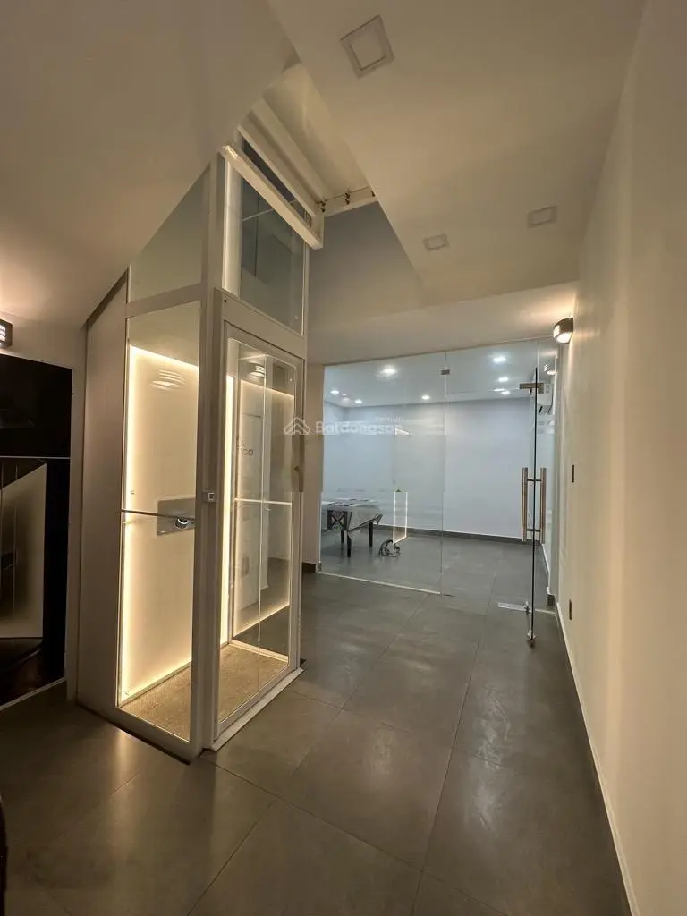 Gần chợ Bà Chiểu 1 Sẹc HXH Gần MT 92m2 3 Tầng - chỉ 13,x Tỷ