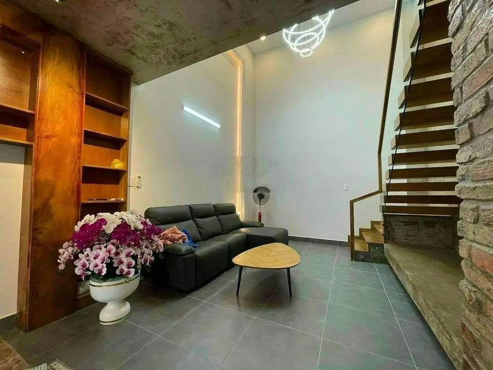 Chỉ vỏn vẹn 6 tỷ, Trần Ngọc Diện, Quận 2, 5X14m, 1T 3L, 5PN, 6WC, đường to 7m, KDC an ninh