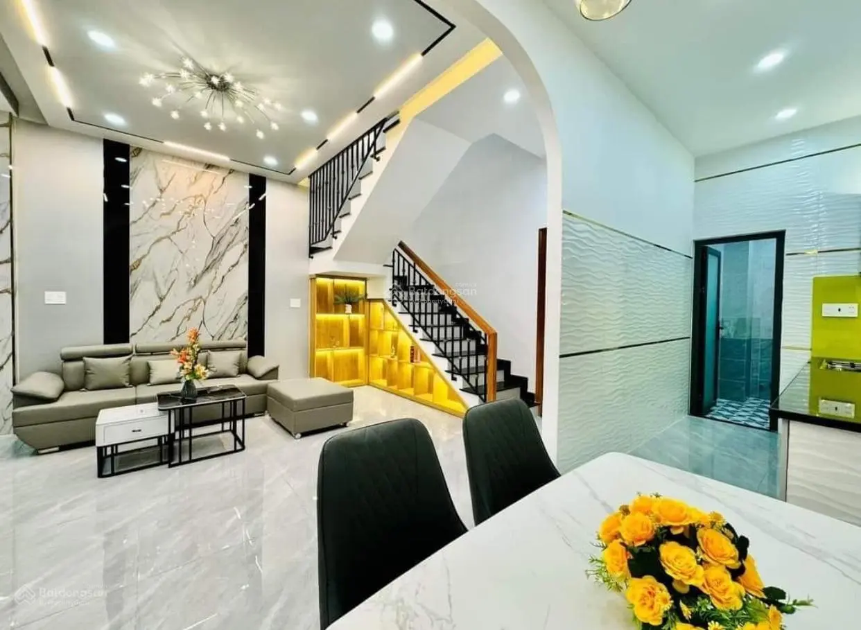 Chủ kẹt tiền bán gấp nhà Kha Vạn Cân, Thủ Đức DT 63m2, GIÁ 3 TỶ 780 TR