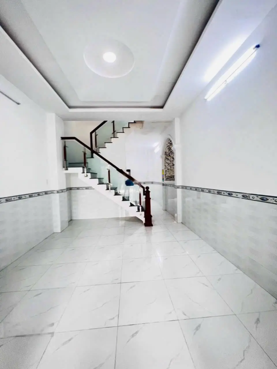 Nhà Tân Kim 2 lầu giá rẻ chỉ 1tỷ8