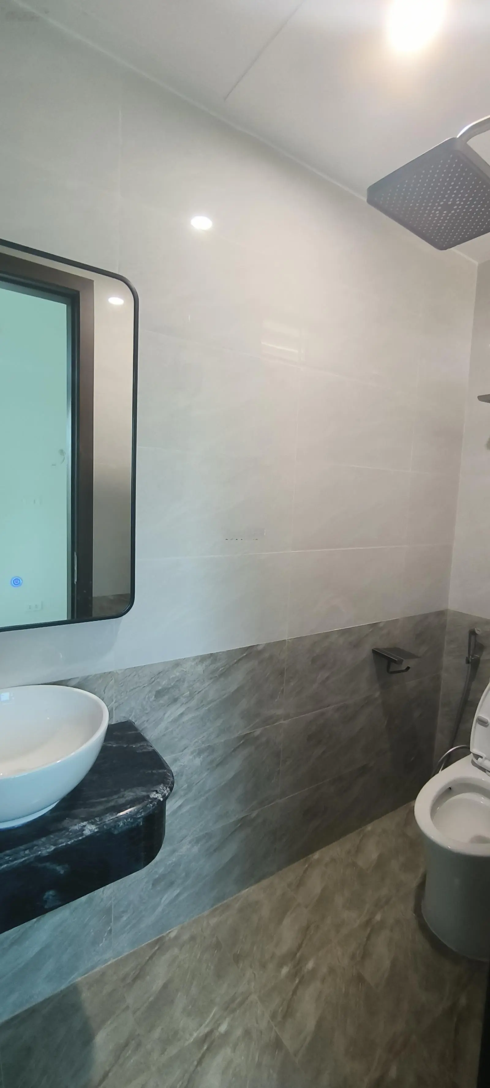 Nhà MP Vũ Quỳnh, 52m2x7T thang máy, MT 10m, lô góc kinh doanh vô địch, nhỉnh 16 tỷ. LH 0984 772 ***