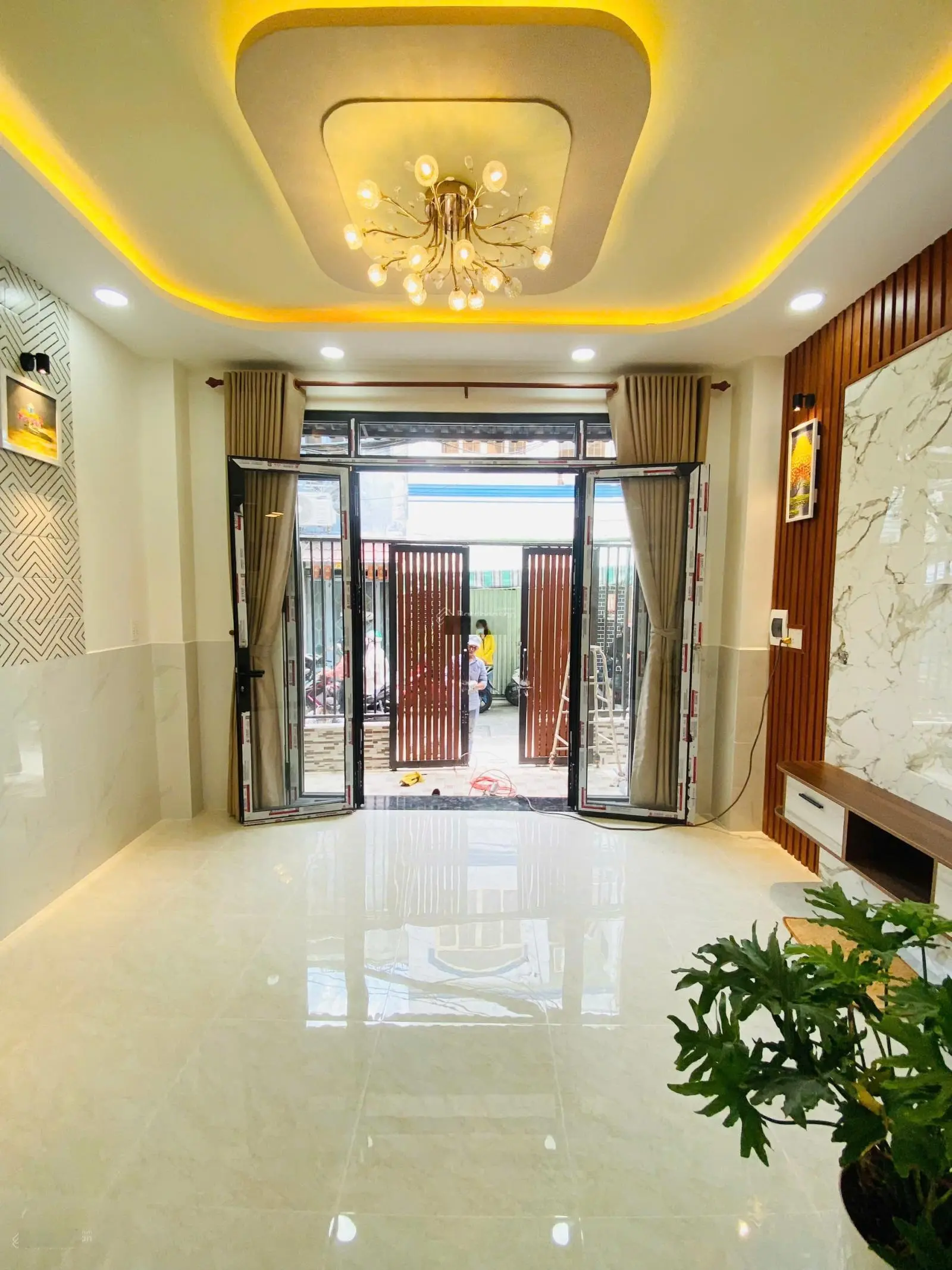 Bán nhà quận 8 bình đông mới đẹp 40m2 2tầng hơn 3tỷ