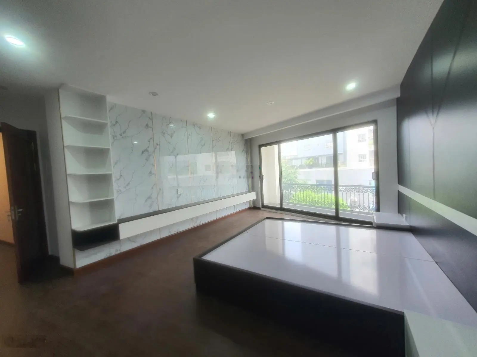Bán gấp nhà Minh Khai - 75m2 7 tầng MT 5.2m