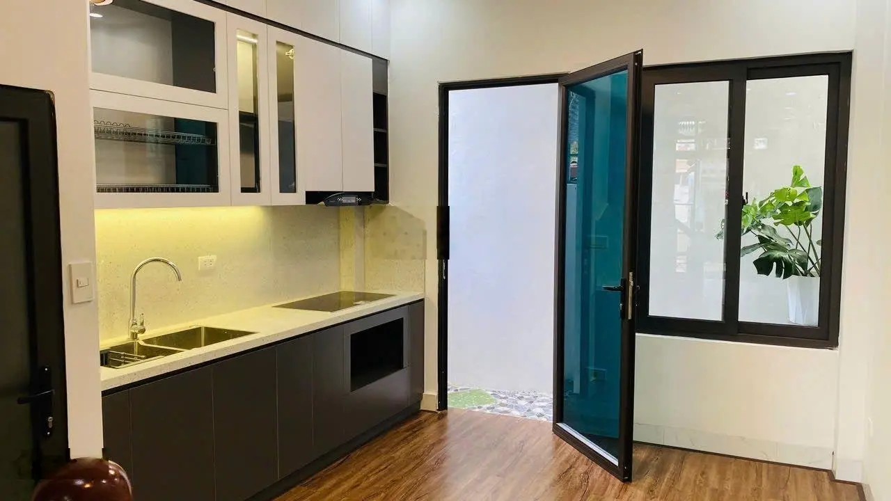 Nhà cách phố Xốm 2.5km chợ đầu mối đh Đại Nam 20m ra ô tô thông trục 21b. SD 40m2 3T giá 3.38 tỷ CT