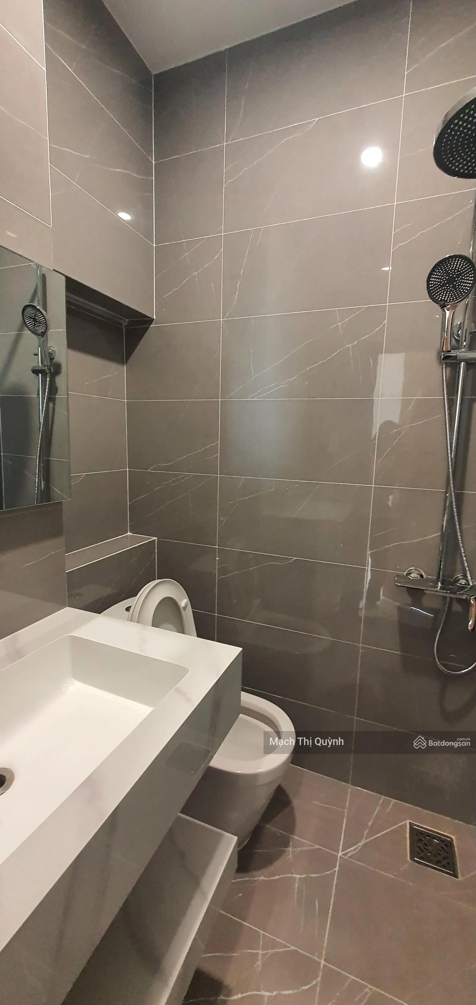 Bán nhà riêng 4PN, 5WC, 70m2 tại Hà Huy Giáp, Thạnh Lộc, Q12, giá tốt 6,95 tỷ viêu sông