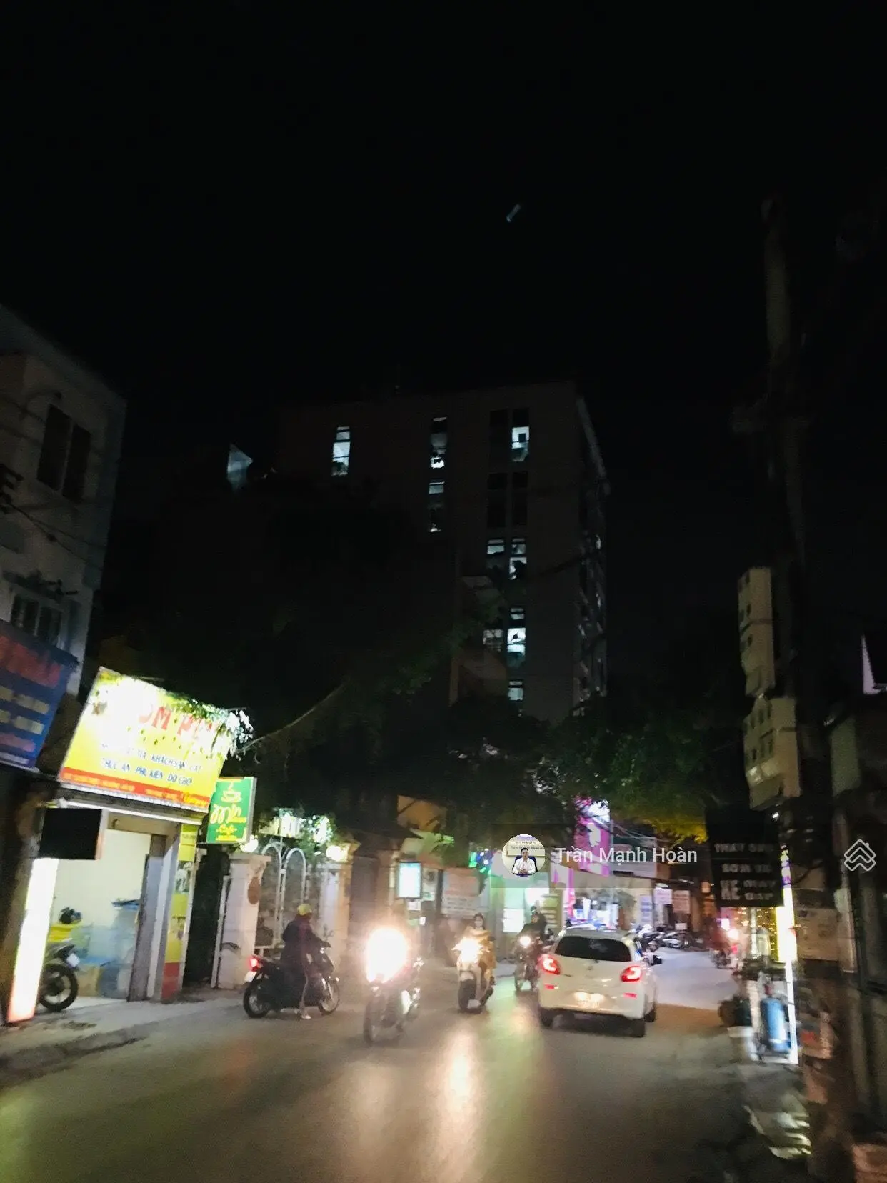 Chính chủ cần bán gấp nhà mp Kiến Hưng,HĐ.Đường 12m,ôtô tránh,KD sầm uất.Lô góc2mặt thoáng.Giá14tỷ5