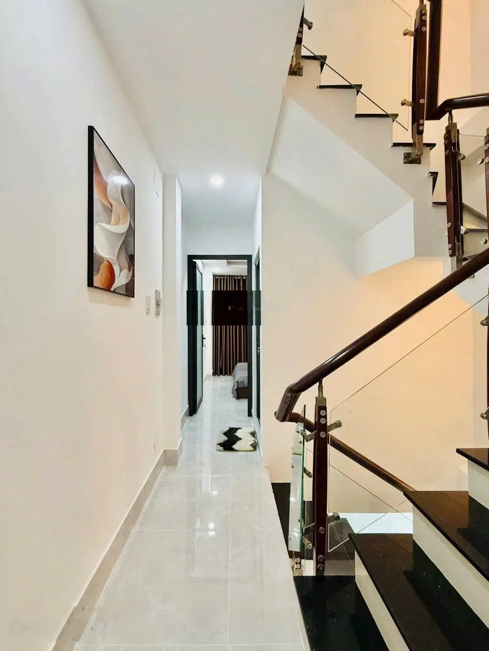 Không tin nổi! Nhà 18 Nguyễn Thị Minh Khai, P. Đakao, Quận 1, 60m2, sổ hồng riêng chính chủ
