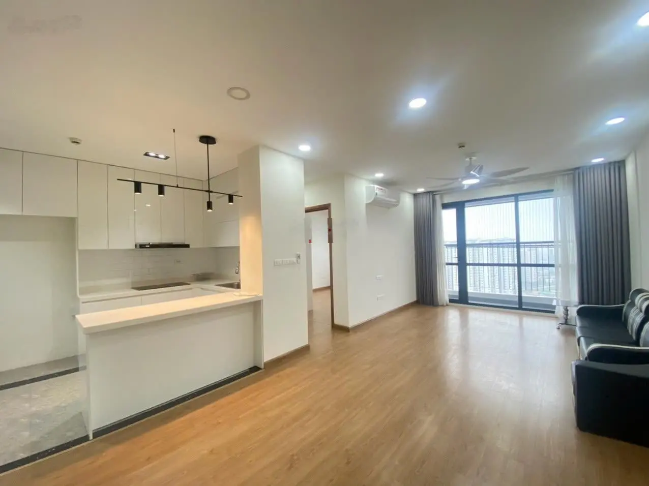 Bán nhanh căn hộ 104m2 - 2wc dự án Iris Garden - 30 Trần Hữu Dực - Mỹ Đình