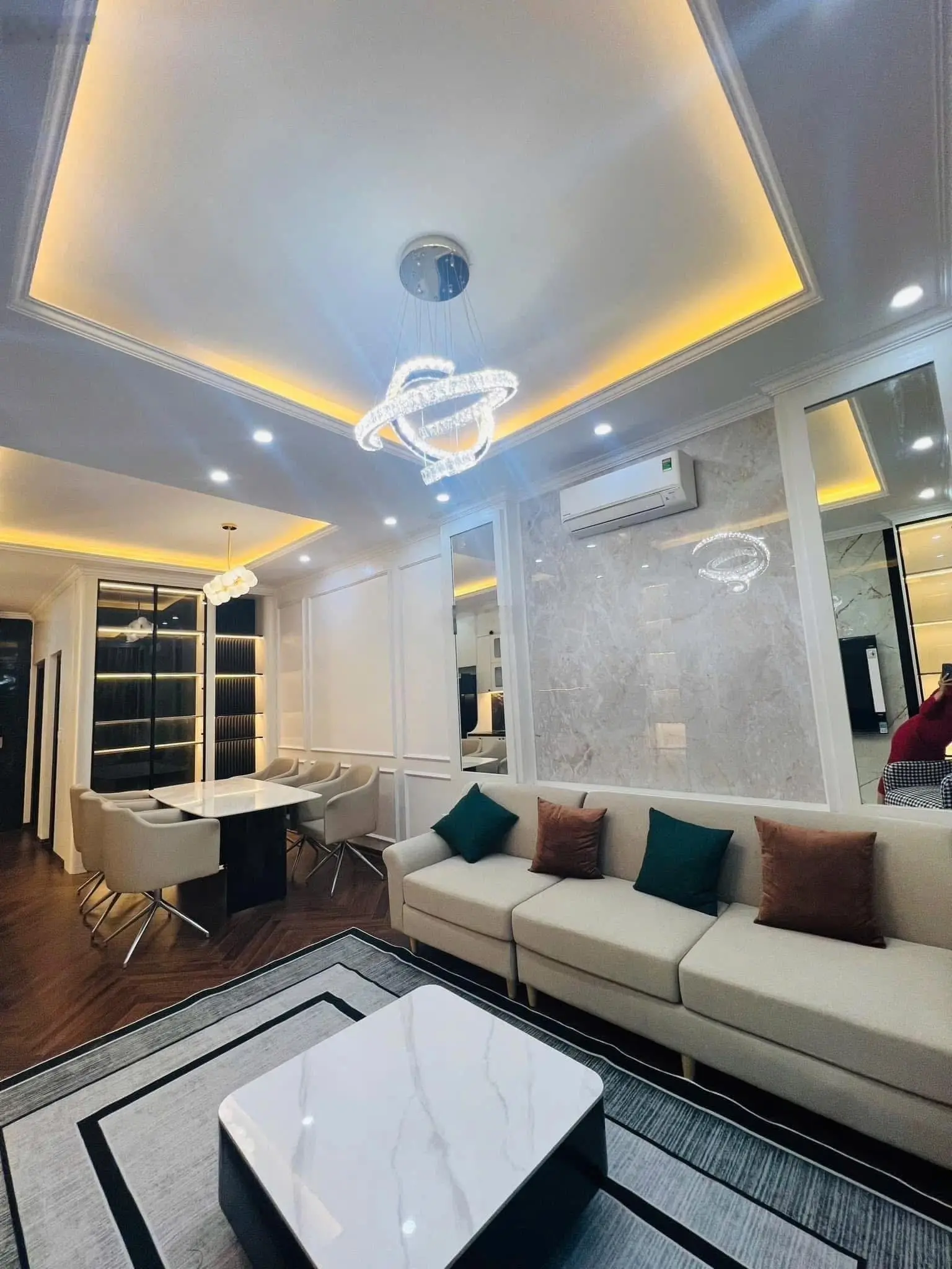 Siêu phẩm La Khê, Hà Đông, phân lô ô tô tránh, Dt 52m2 x 7t thang máy, kinh doanh full nội thất vip