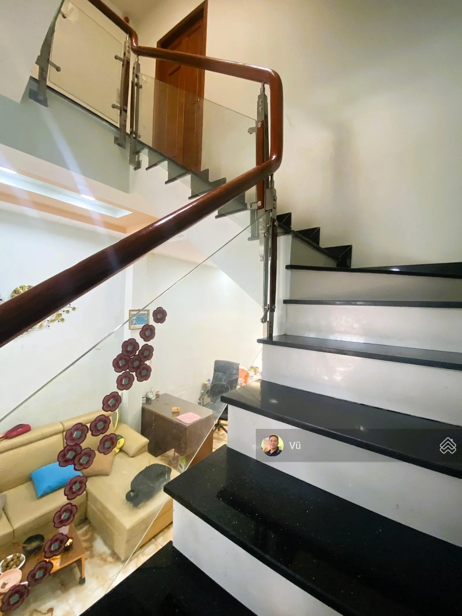 Bán gấp nhà 3 tầng đường số 10, HBP, DT 70m2, đường 6m, sổ hoàn công, giá chỉ 5.7 tỷ