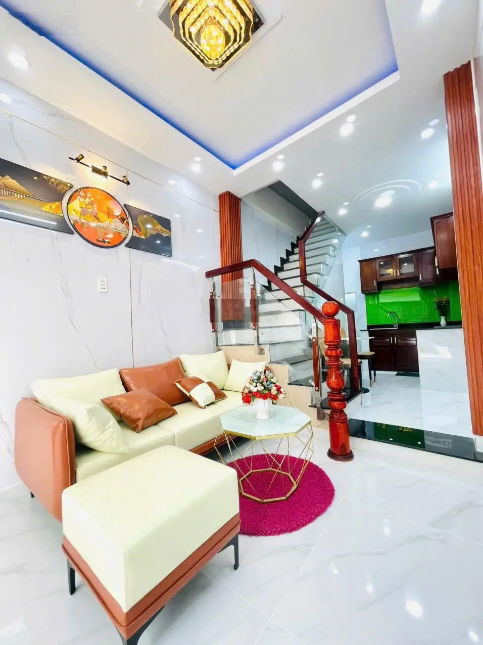 Bán nhà đúc 2 lầu hẻm xe tải thông, gần chợ Hạnh Thông Tây, trung tâm Gò Vấp, giá 3,79 tỷ
