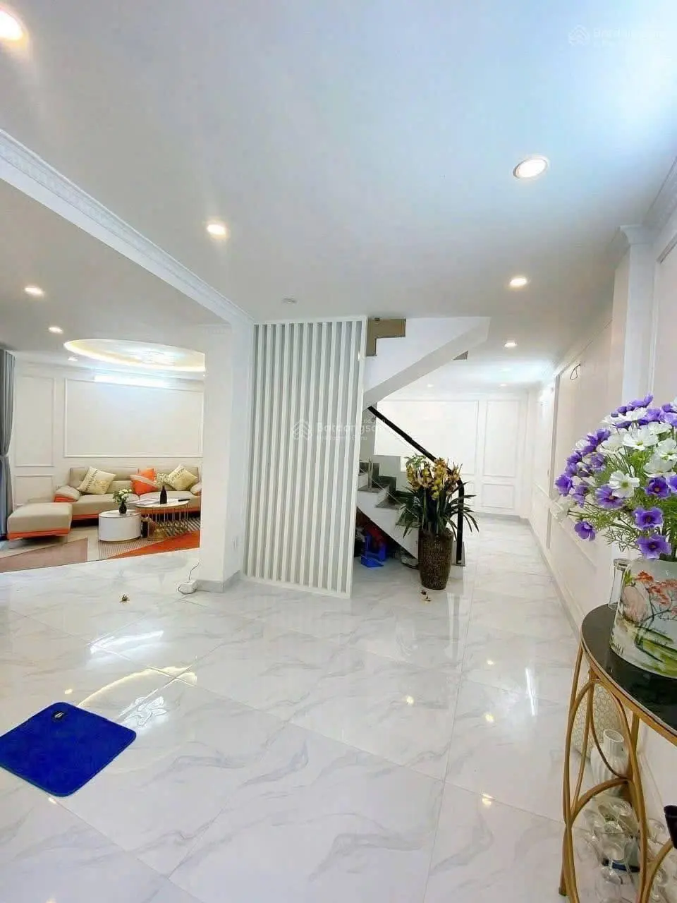 Bán nhà mặt đường nguyễn tường loan mặt đường, giá 4ty599!