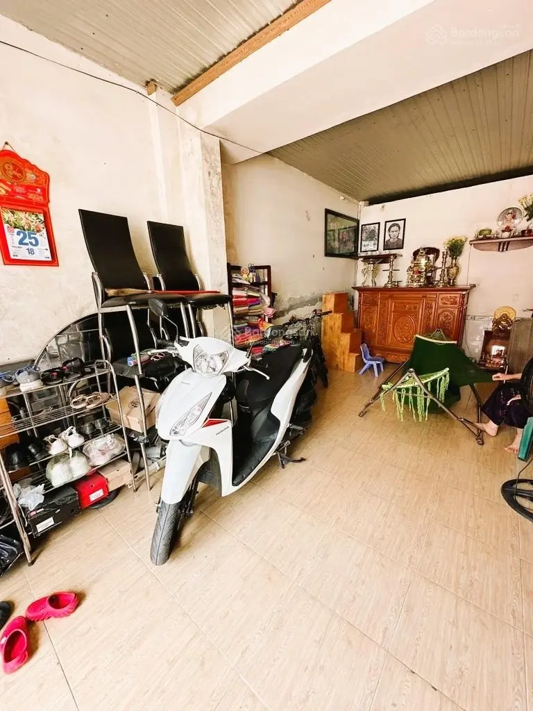 Bán nhà mặt tiền kênh Tham Lương, đường nhựa 8m, 4x19, 3 tỷ 950