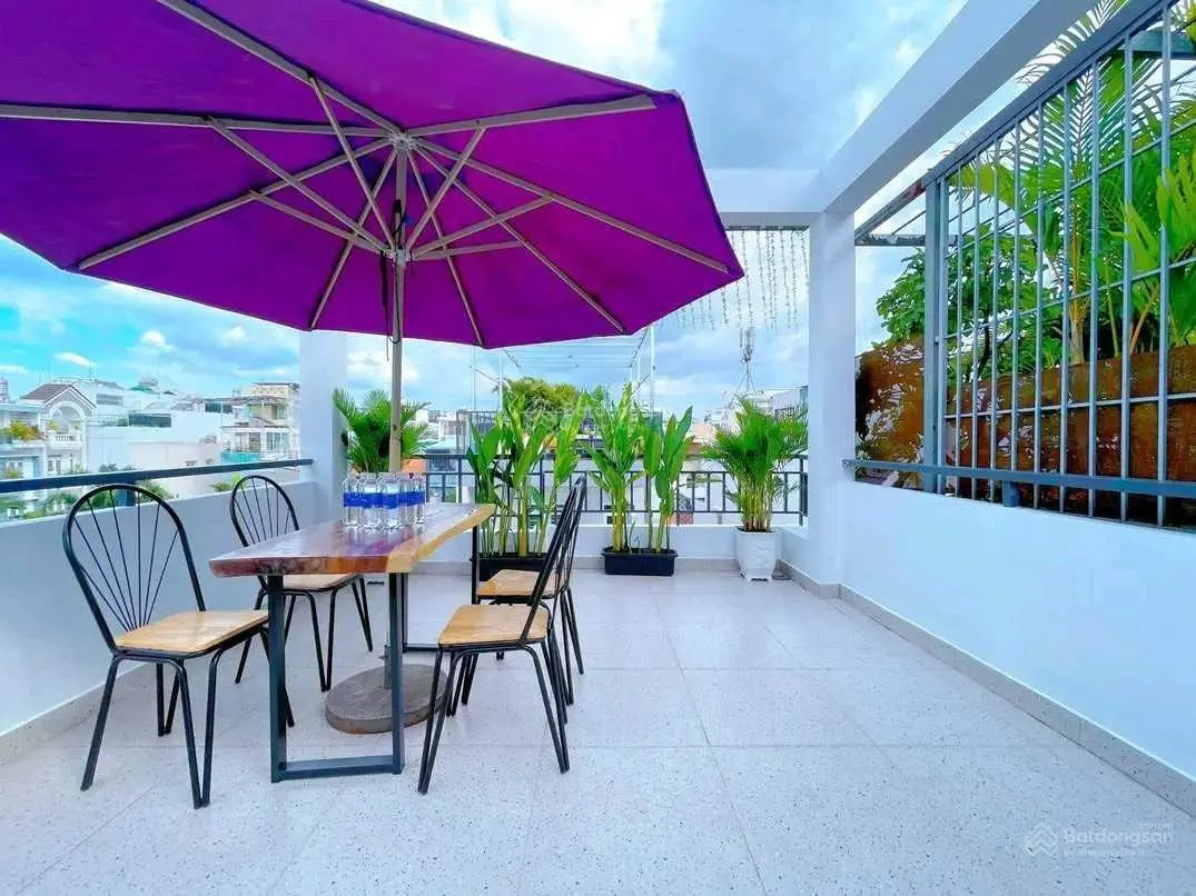 Nhà ngộp bán gấp căn 42m2 hẻm xe hơi đường Phan Đình Phùng P2 Phú Nhuận. Triệu. Sổ riêng