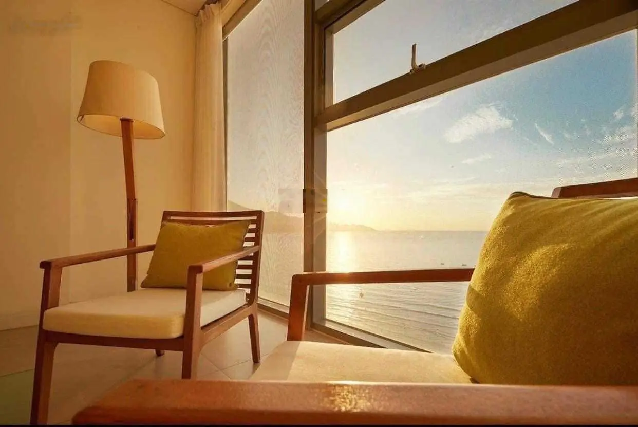 Giá sụp hầm! Căn Fusion Suites 1PN tầng cao ngay mặt biển Mỹ Khê Đà Nẵng full nội thất, sổ hồng sẵn