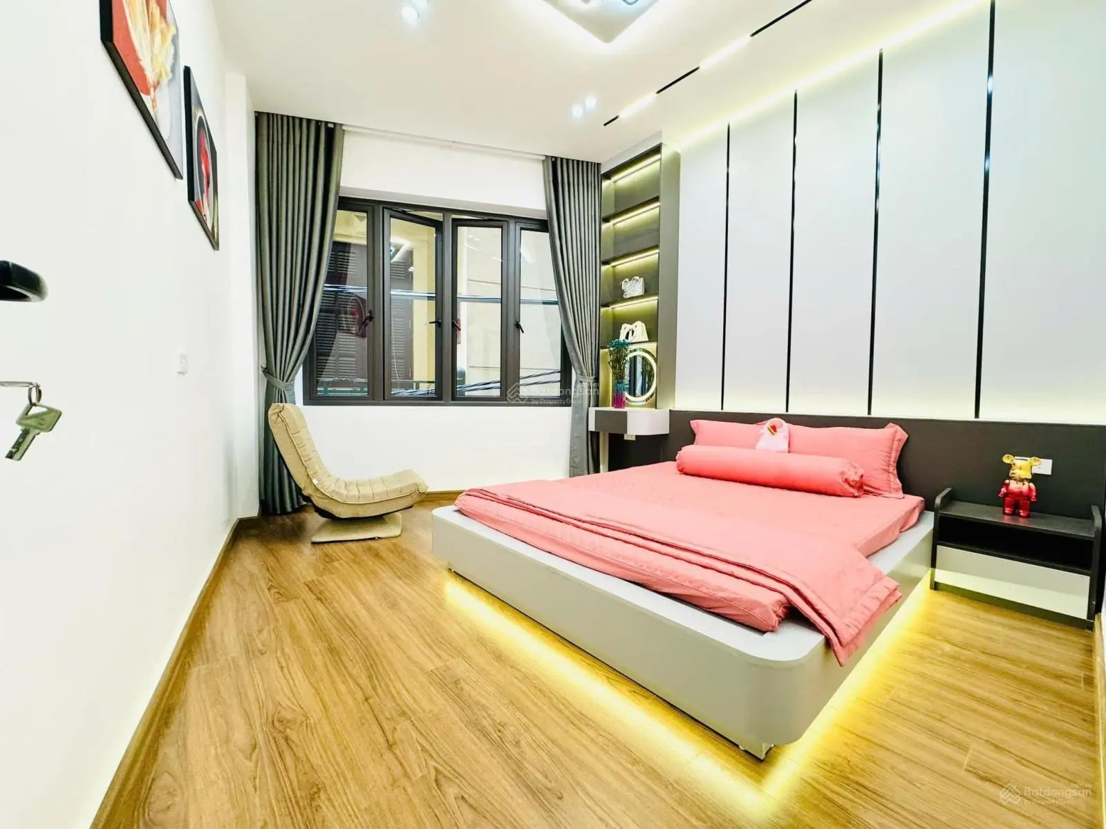 Đây rồi! bán nhà lô góc 45m2, 5 tầng, nhà mới đẹp - gần phố - ô tô - lạc long quân. chỉ 8.45 tỷ