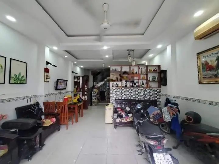 Bán căn nhà Lê Quang Định, Phường 5, Bình Thạnh 48m2 giá 4ty3 sổ sẵn
