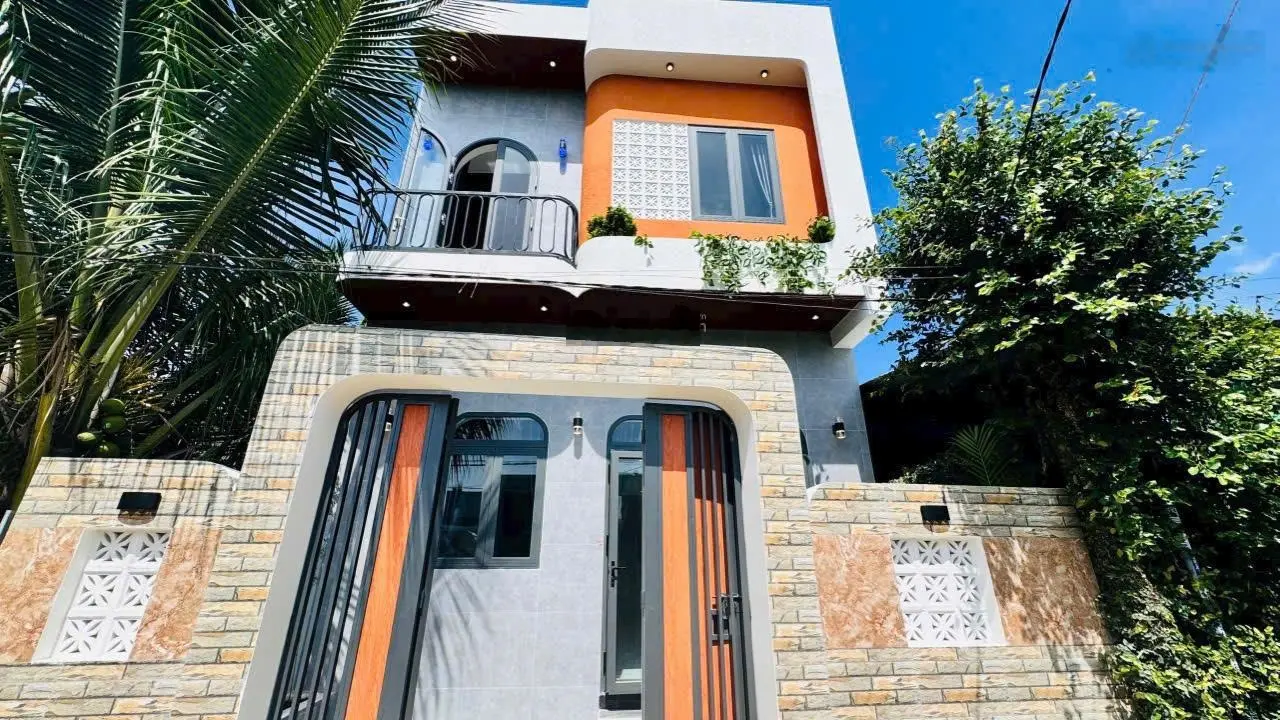 Bán nhà đẹp 1 trệt 1 lầu đúc - Thị trấn Diên Khánh, Khánh Hoà. Sổ đỏ, Giá: 1 tỷ 590tr đất ở đô thị