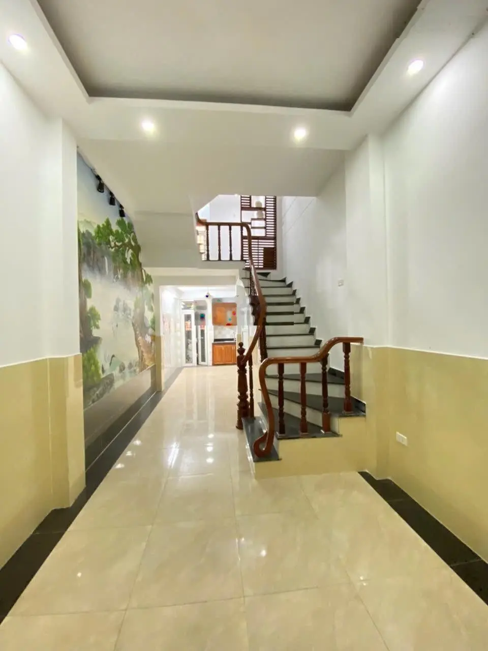 Bán nhà Phú Đô, DT 35m2, 4 tầng, 4 ngủ. Giá 6.25 tỷ