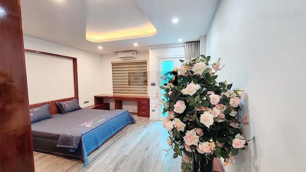 Bán nhà Ngay Kiều Mai ,60m bán đất tặng nhà 3 tầng dân xây vài bước ra ôtô tránh ,chào 8,X tỷ .