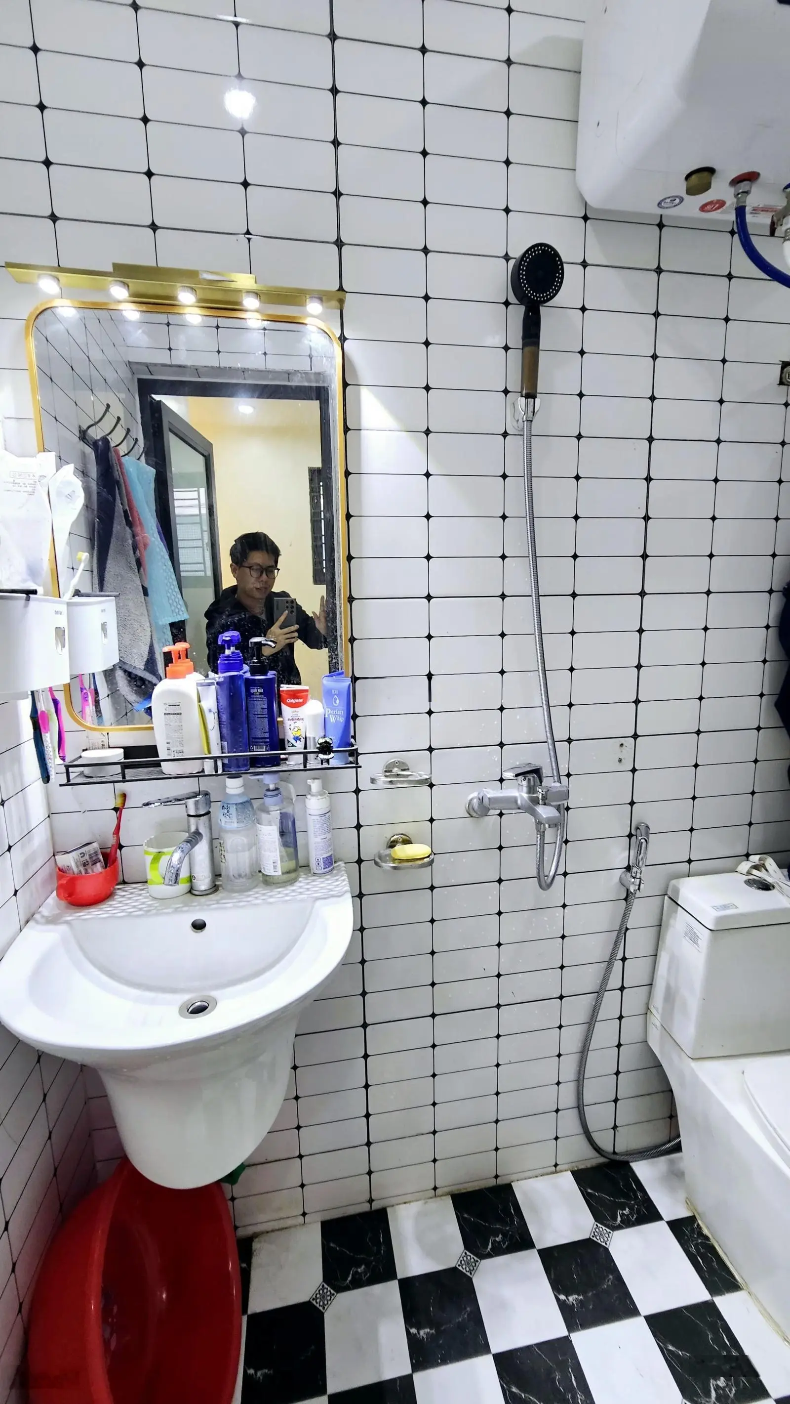 Cực hiếm. Nhà An Đà căn góc 2 tầng, ngõ trước nhà 5m, sân cổng riêng, để lại full đồ chỉ 1,75 tỷ