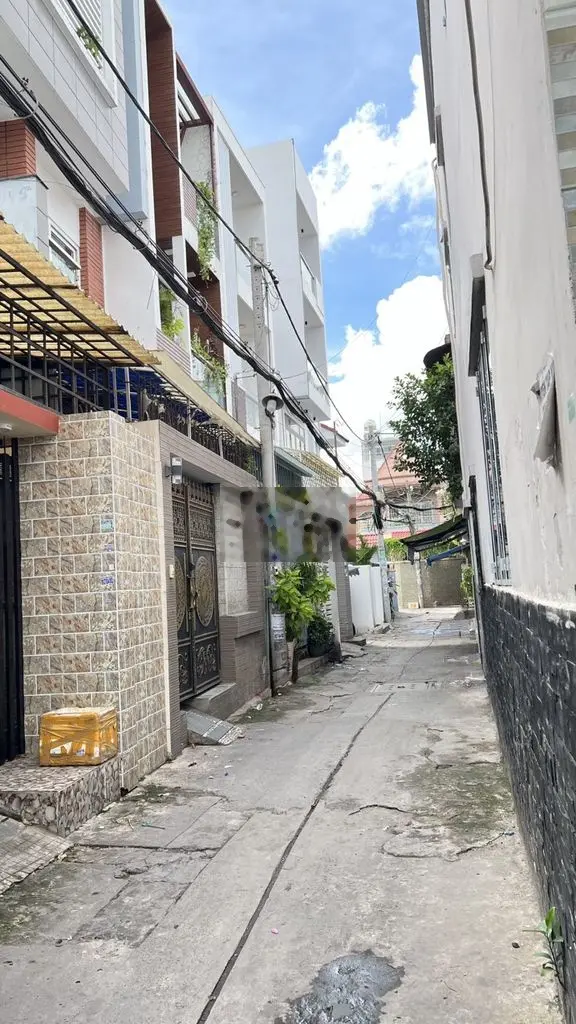Bán gấp đất Bờ Bao Tân Thắng, đối diện AEON, nở hậu, HXH, 4.45 tỷ