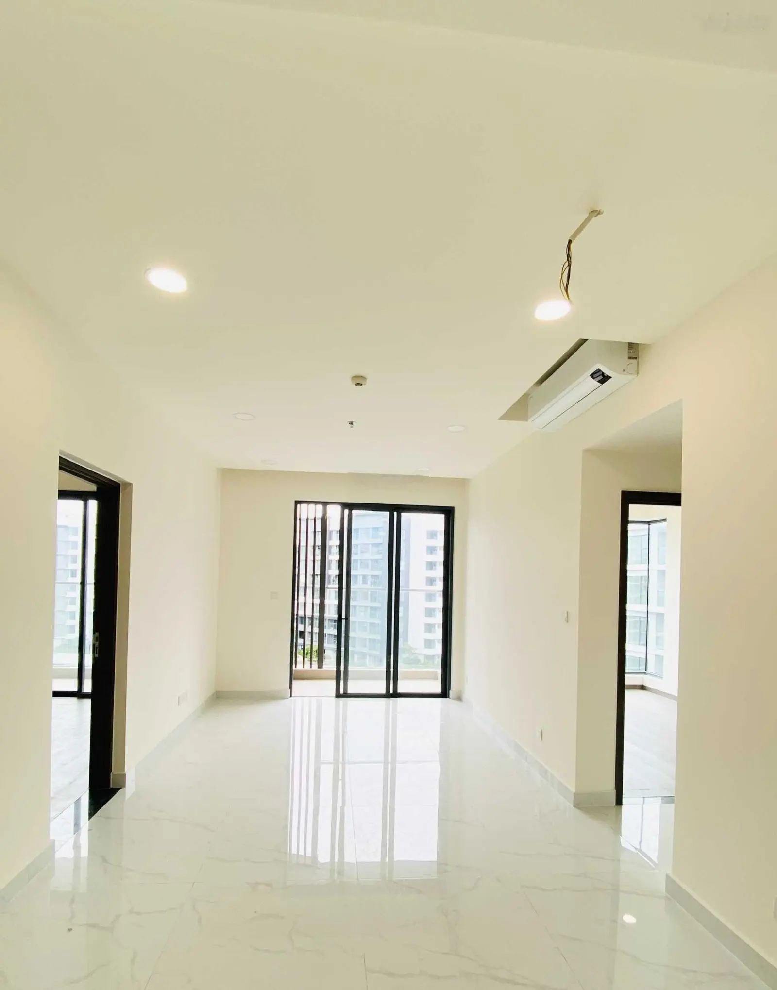 Căn hộ Centery 2PN (96m2) view hồ bơi - Giá tốt nhất CĐT - CK 17% - Xem nhà sẵn khoá 24/24