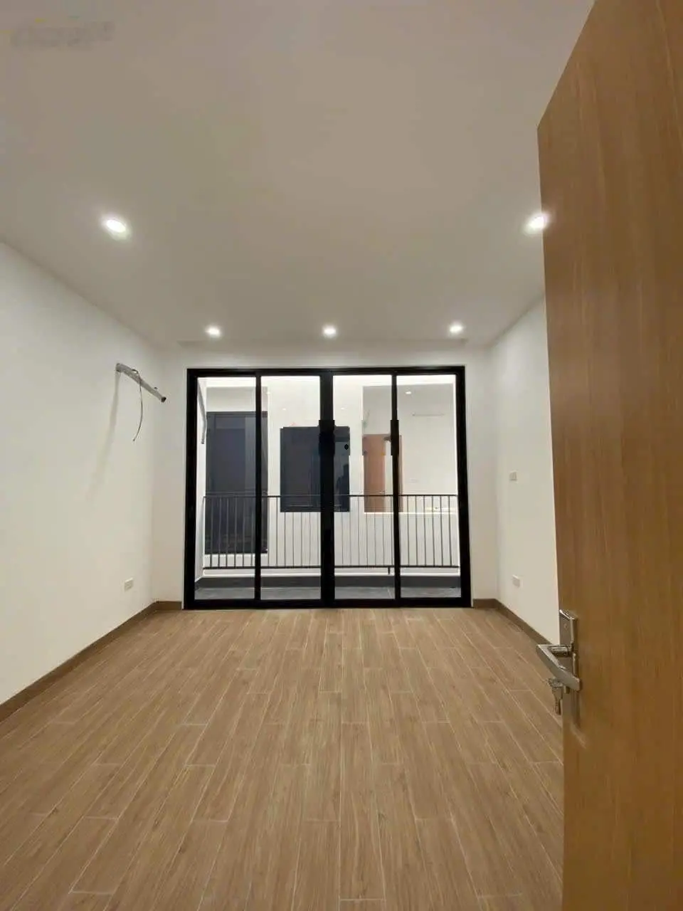 Bán căn nhà mới xây 30m2x4T, trạm bơm Yên Nghĩa, 5 phút ra Penika Tô Hữu