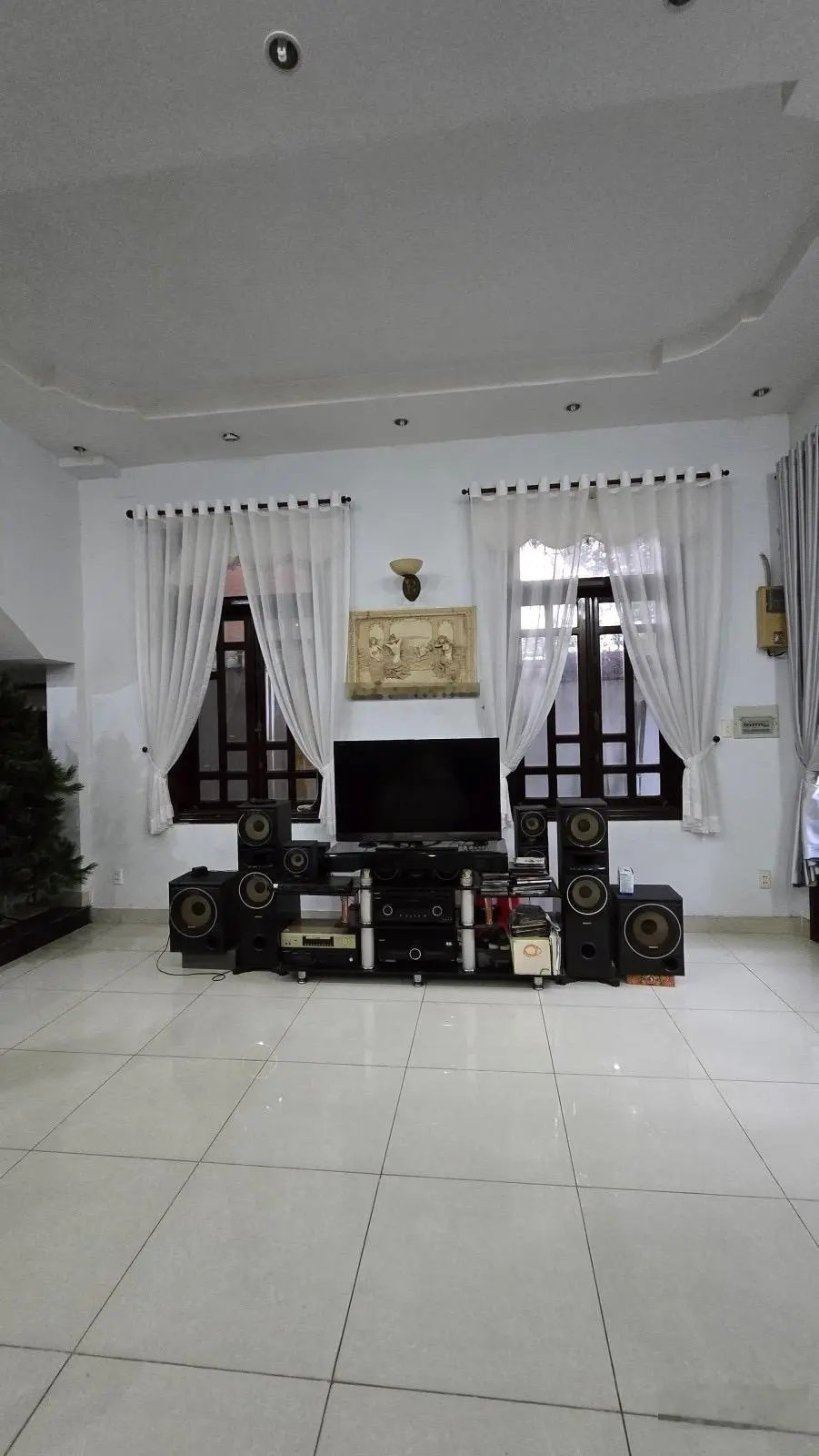 Nhà bán mặt tiền đường số 14 hiệp bình chánh gần gigamall thủ đức 3tầng,7pn dt: 10 x 25