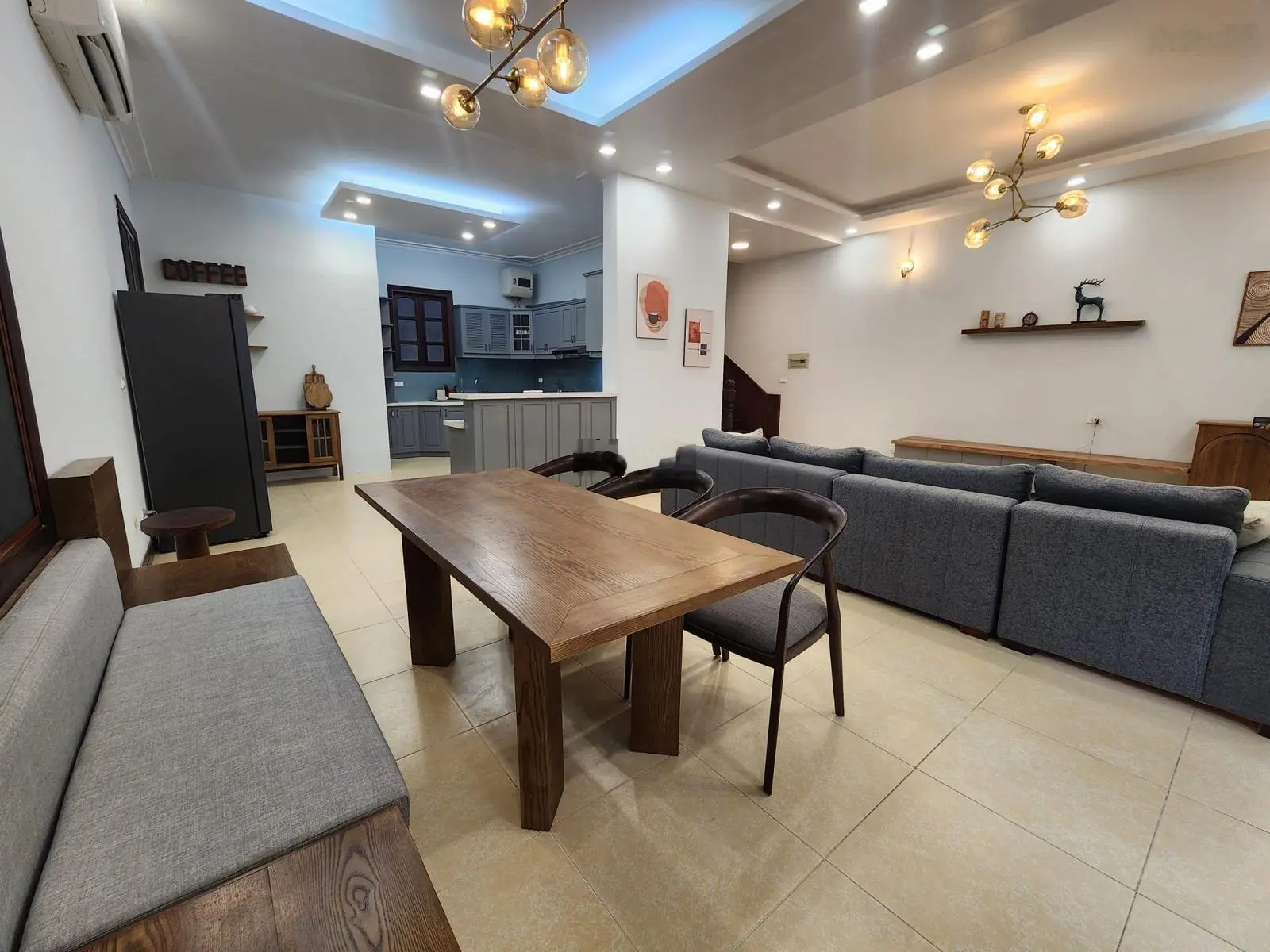 Bán nhà 120m2 5T ô tô tránh MT 6m view hồ 3 thoáng quận Tây Hồ 44 tỷ Tô Ngọc Vân