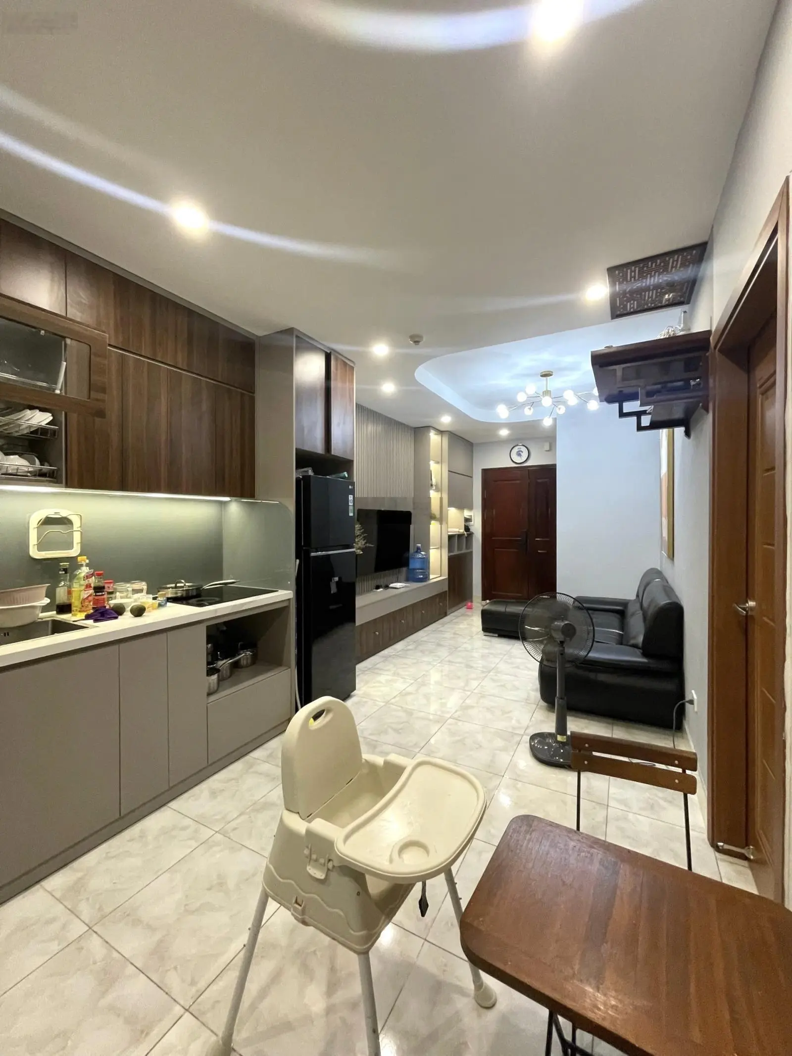 Chính chủ bán gấp căn 2n2vs sẵn sổ giá chỉ 2,x tỷ full nội thất sịn xò