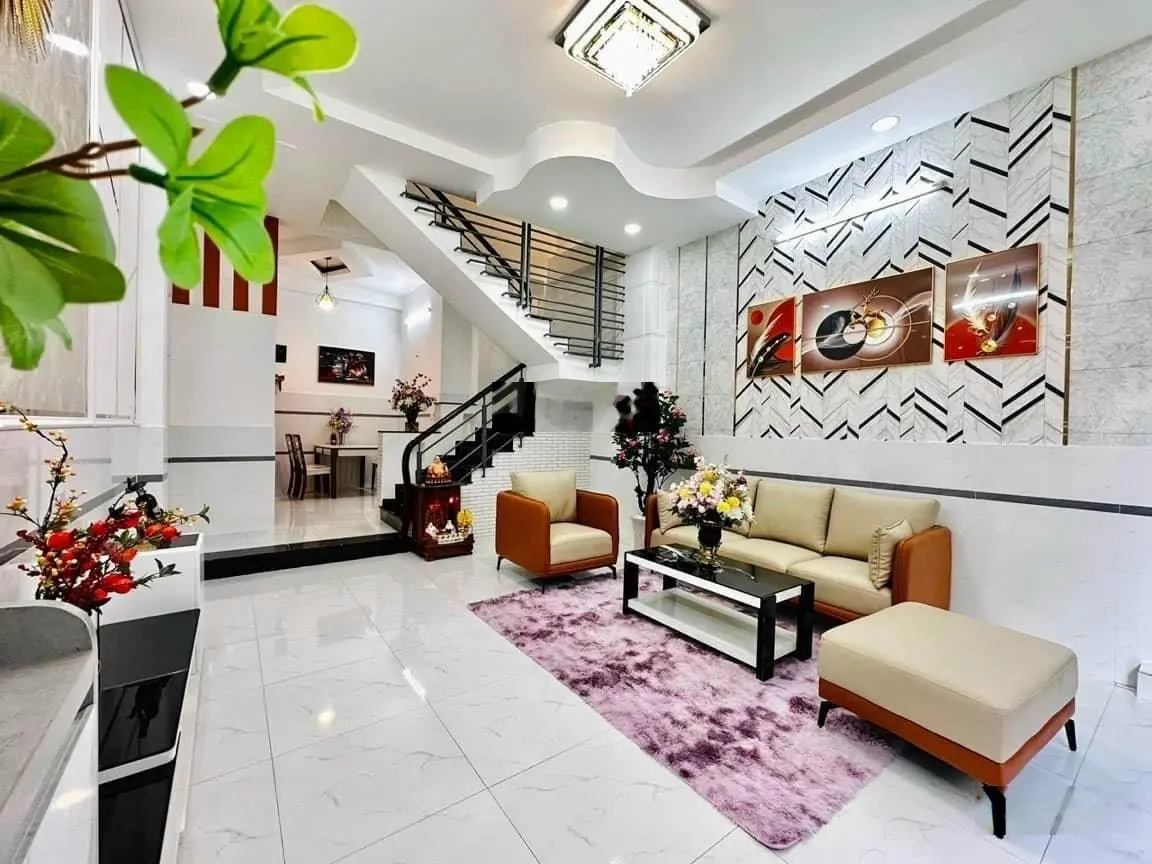 Duy nhất còn 1 căn, 4x15m, 2 lầu, ST, giá 5,6 tỷ. ngay Bình Thành, Quận Bình Tân