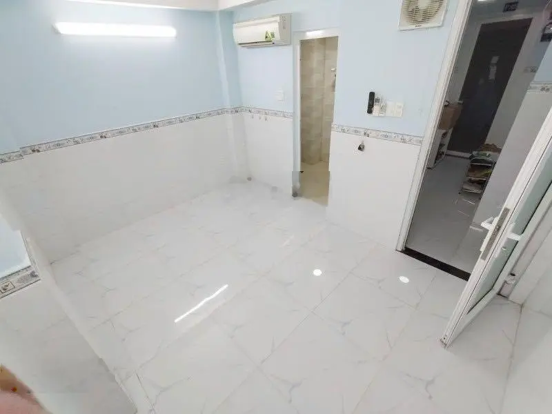 Nhà rẻ Q.10 - HXH thông Cao Thắng - 7 tầng có hầm - 67m2, ngang 6m doanh thu cao