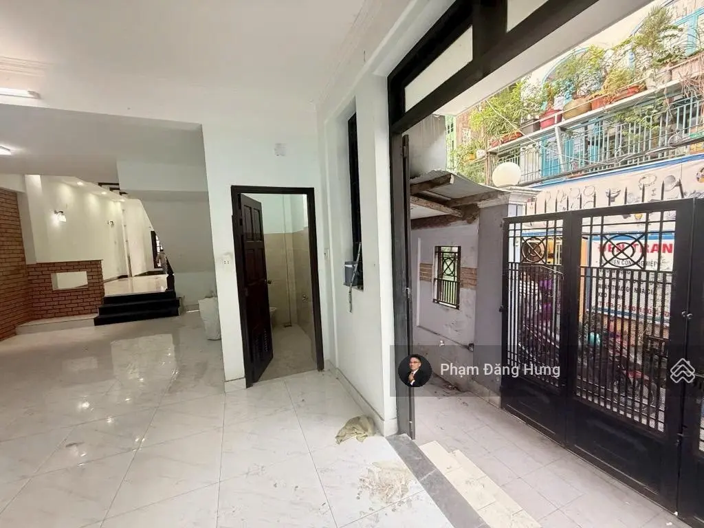 Hiếm lạ tại Bình Thạnh! Nhà 2 mặt tiền hẻm 4m sát Bùi Đình Túy, 99m2, nở hậu 7m, 3 tầng, 11.8 tỷ