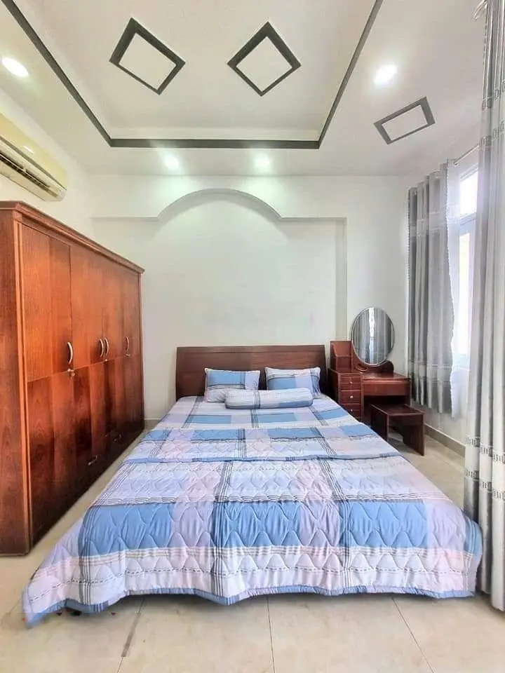 Nhà đẹp 3 lầu hẻm 1979 ( huỳnh thị đồng ) - thị trấn nhà bè.