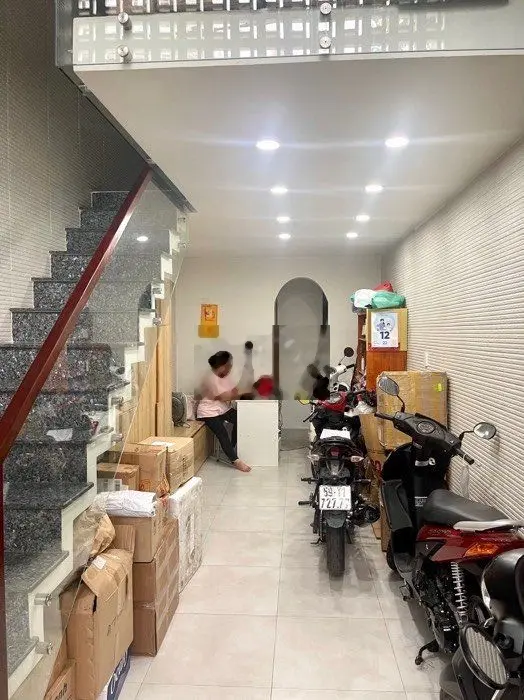 Bán Nhà 5 Tầng Đường Trần Hưng Đạo - P.Cầu Kho - Q1. 3PN Full Nội Thất