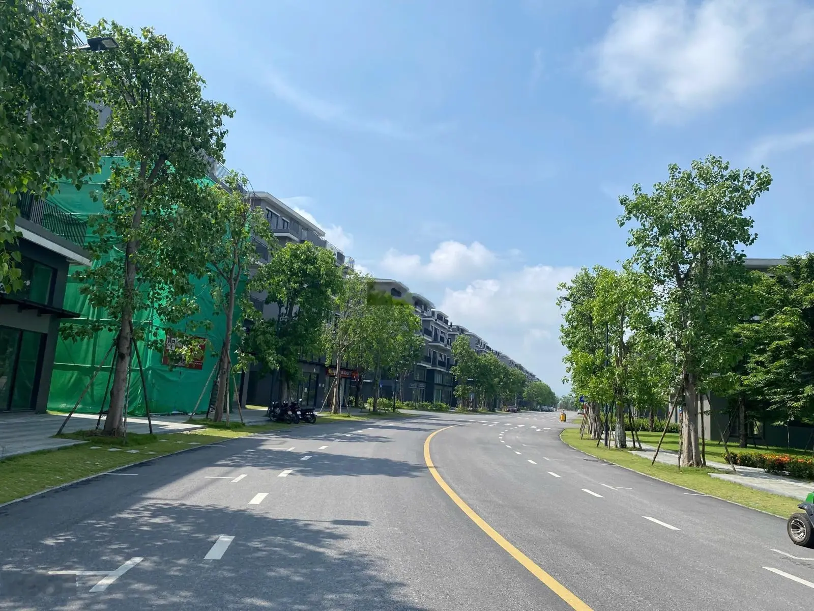 Hot! căn biệt thự phố 2 mặt công viên đẹp nhất theplaza chỉ một căn duy nhất ký trực tiếp từ cđt