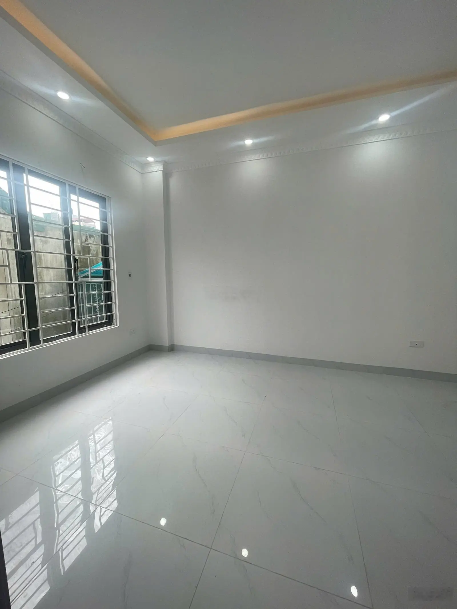 BÁN NHÀ YÊN NGHĨA 41M2.4 TẦNG.FULL NỘI THẤT, ĐẾN Ở LUÔN.VỊ TRÍ ĐẸP, Ô TÔ ĐỖ CỔNG.GIÁ CHỈ NHỈNH 3 TỶ