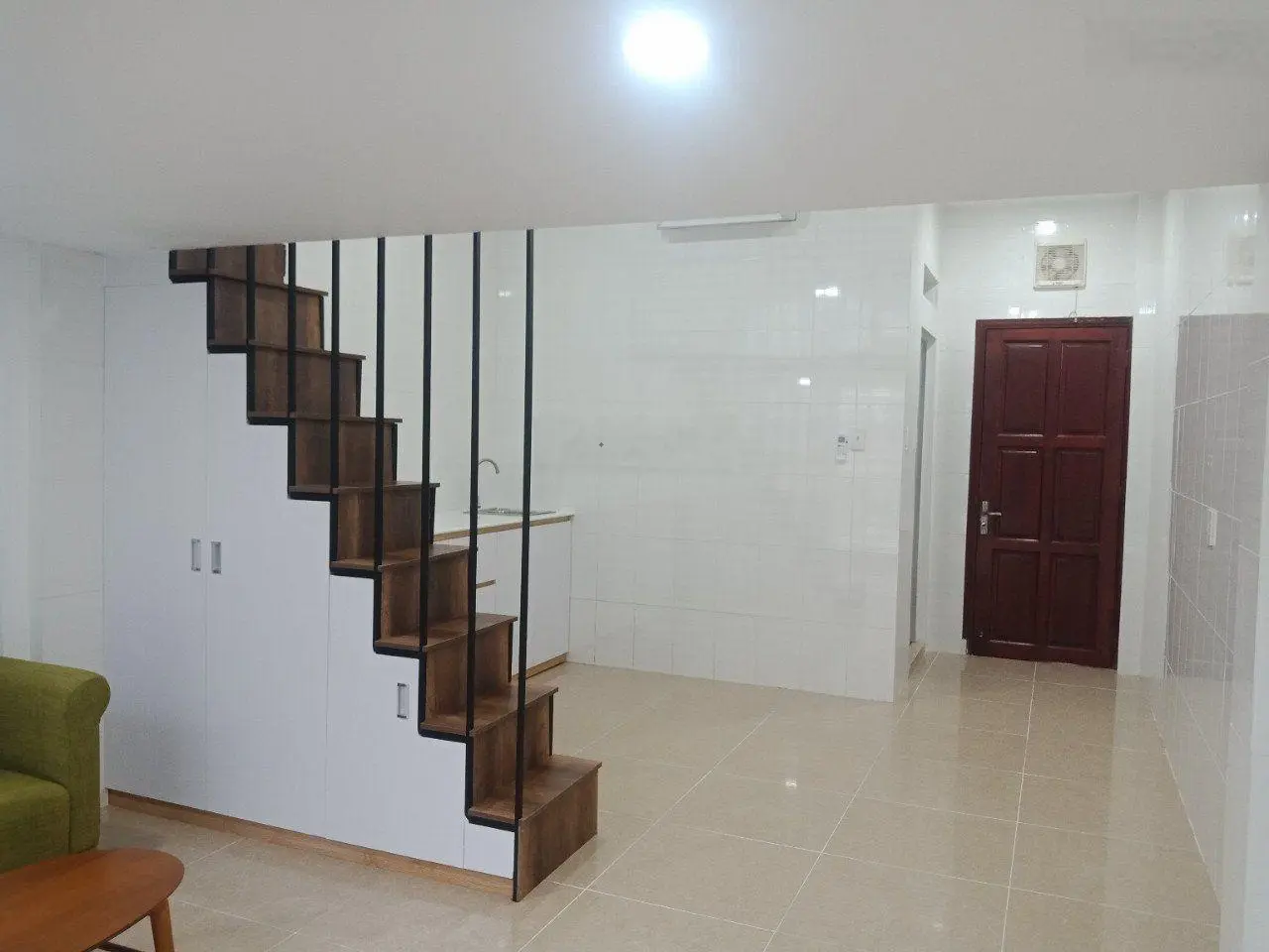Khu sân bay, hẻm xe hơi, CHDV 4 tầng có thu nhập cho thuê sẵn - Cửu Long, Tân Bình - chỉ 11 tỷ TL