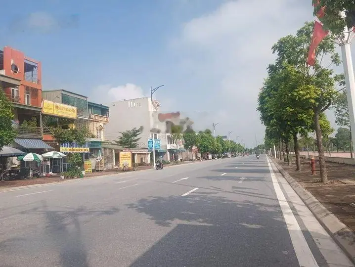 Chủ nhờ bán 86,5m2 đất hai mặt tiền Kim Âu, Đặng Xá, Gia Lâm đường ô tô thông giá bán bất ngờ