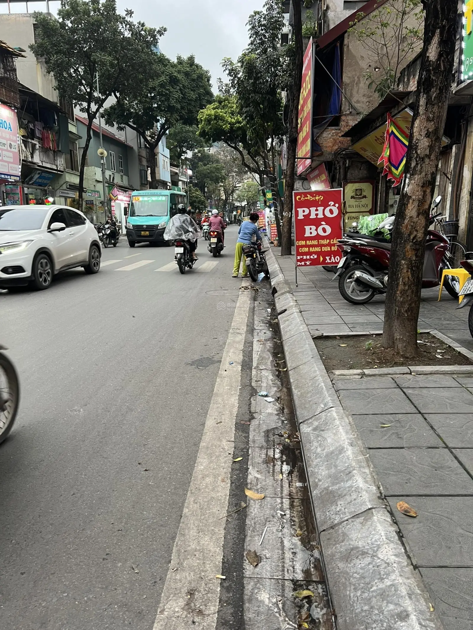 Bán nhà mặt phố Thụy Khuê - Lạc Long Quân, 376m2, mặt tiền rộng, sổ đỏ chính chủ, 64 tỷ