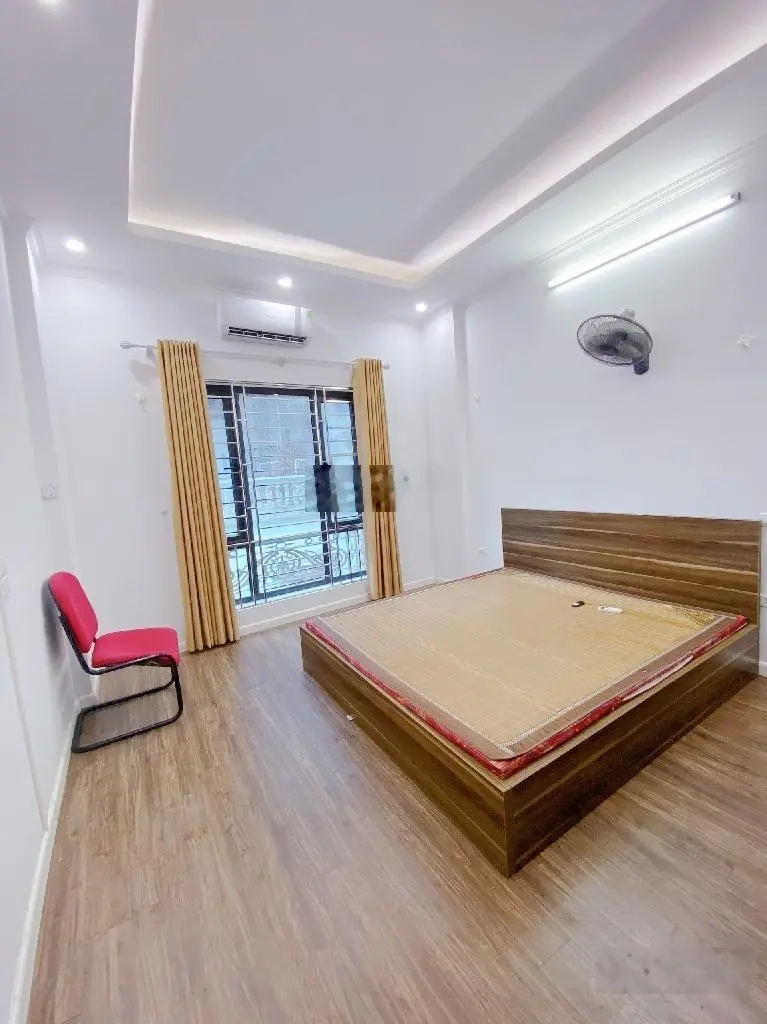 Bán gấp nhà 50m2x5T, Hồ Tùng Mậu, ngõ thông, kinh doanh, ôtô qua cửa, giá: 12,25 tỷ, LH: 0968371359