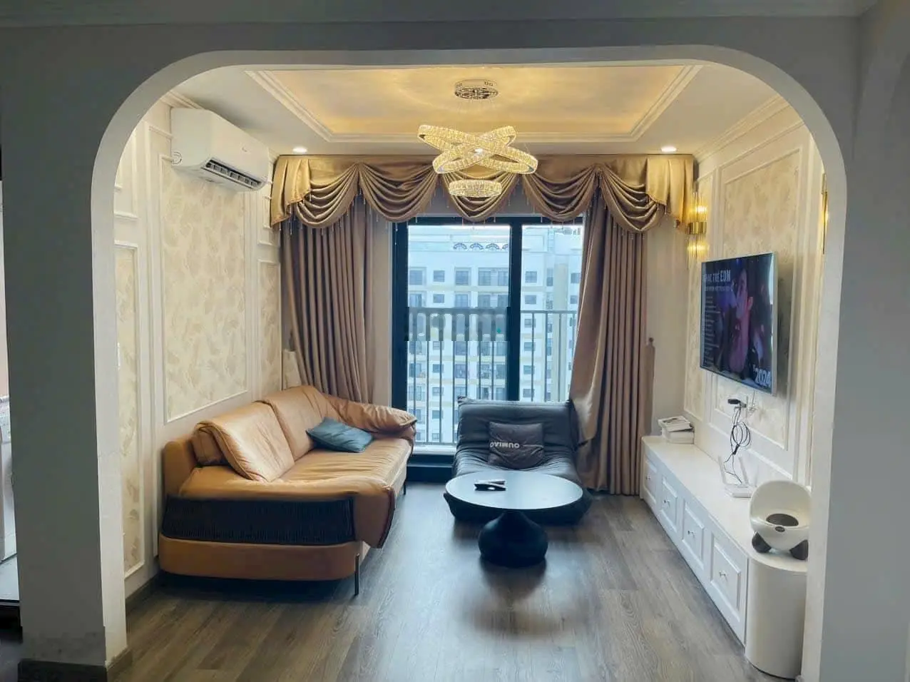 Căn 2 phòng ngủ nội thất đẹp đầy đủ, view Hồ CT3 Vĩnh Điềm Trung xách valy vào ở ngay