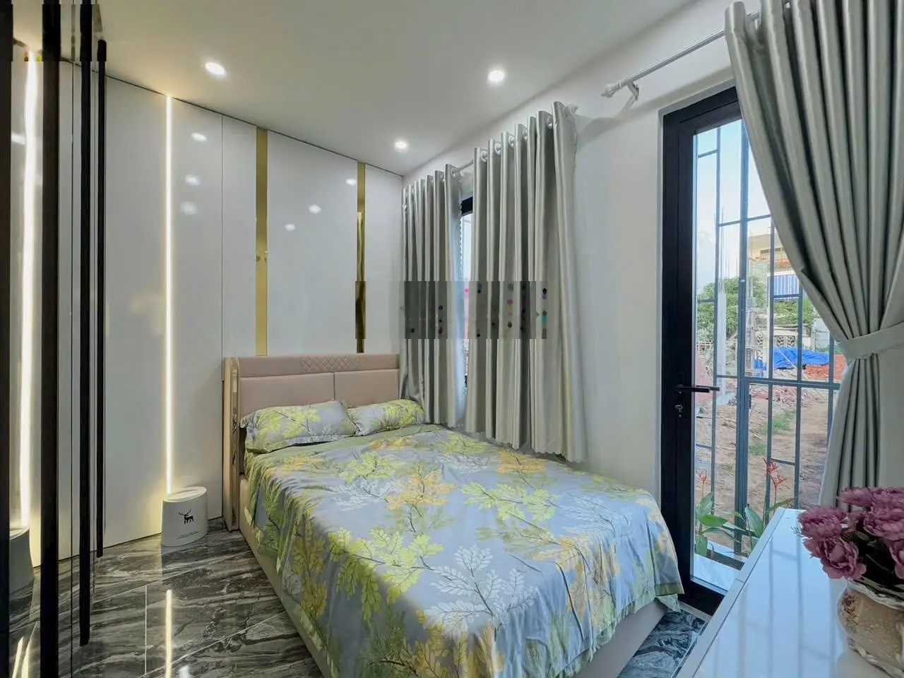 Nhà đẹp full nội thất hẻm xe hơi, ngay linh trung thủ đức, 3pn-3wc giá 2t550 tl