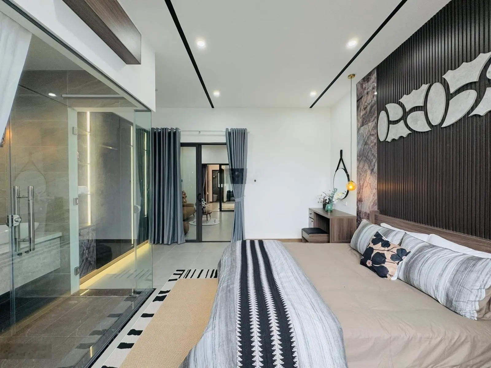 Bán gấp nhà Hồ Văn Huê, P9, Phú Nhuận, giá mềm, DT 57,6m2. Giá 3,1 tỷ