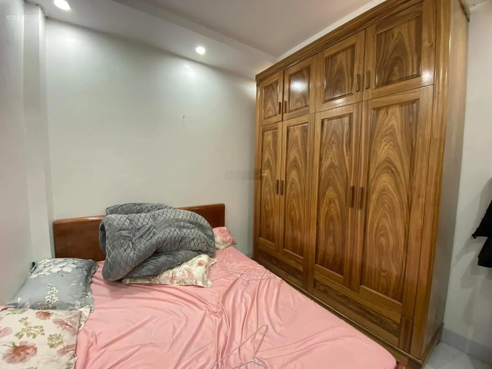Bán nhà dân xây Tây Mỗ Nam Từ Liêm 37m2, 4 tầng, 5.8 tỷ. LH 0981863359