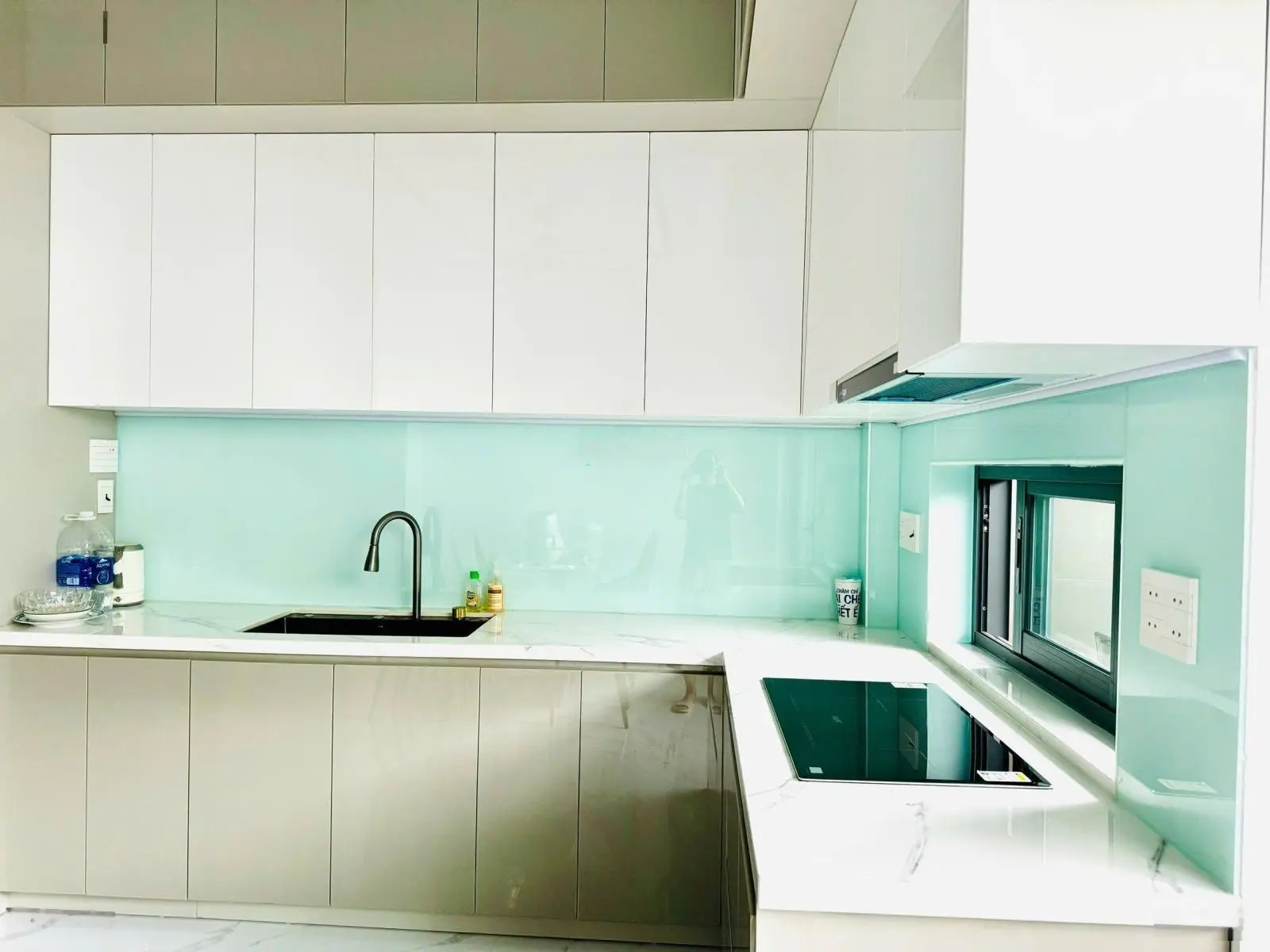 Bán nhà đẹp 3 tầng mới- đẹp- đầy đủ nội thất ở KĐT Mỹ Gia đường rộng 18m giá chỉ 6.7 tỷ còn TL