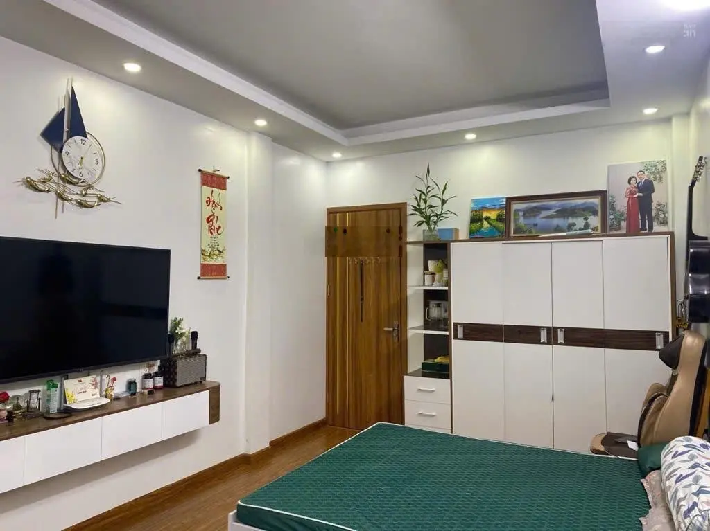 Bán nhà đẹp Ba Đình, khu an ninh tốt, ở cực sướng. 6 tầng thang máy sịn sò
